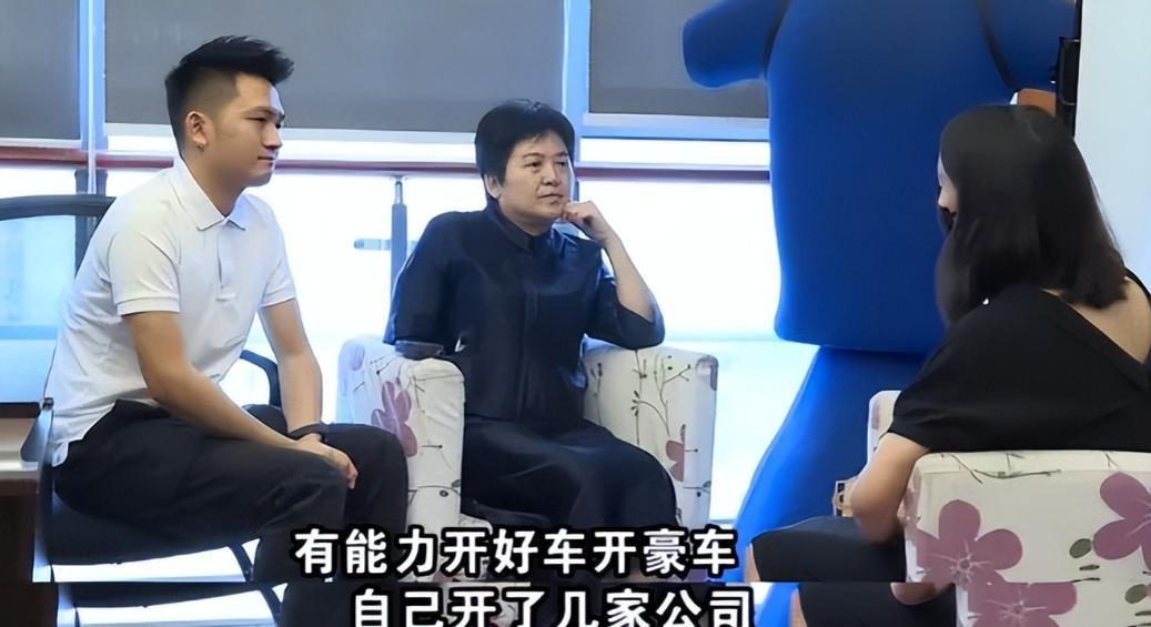 文班亚马垫脚躲过吹罚!布伦森脚踝90度反关节 美媒:明显的犯规