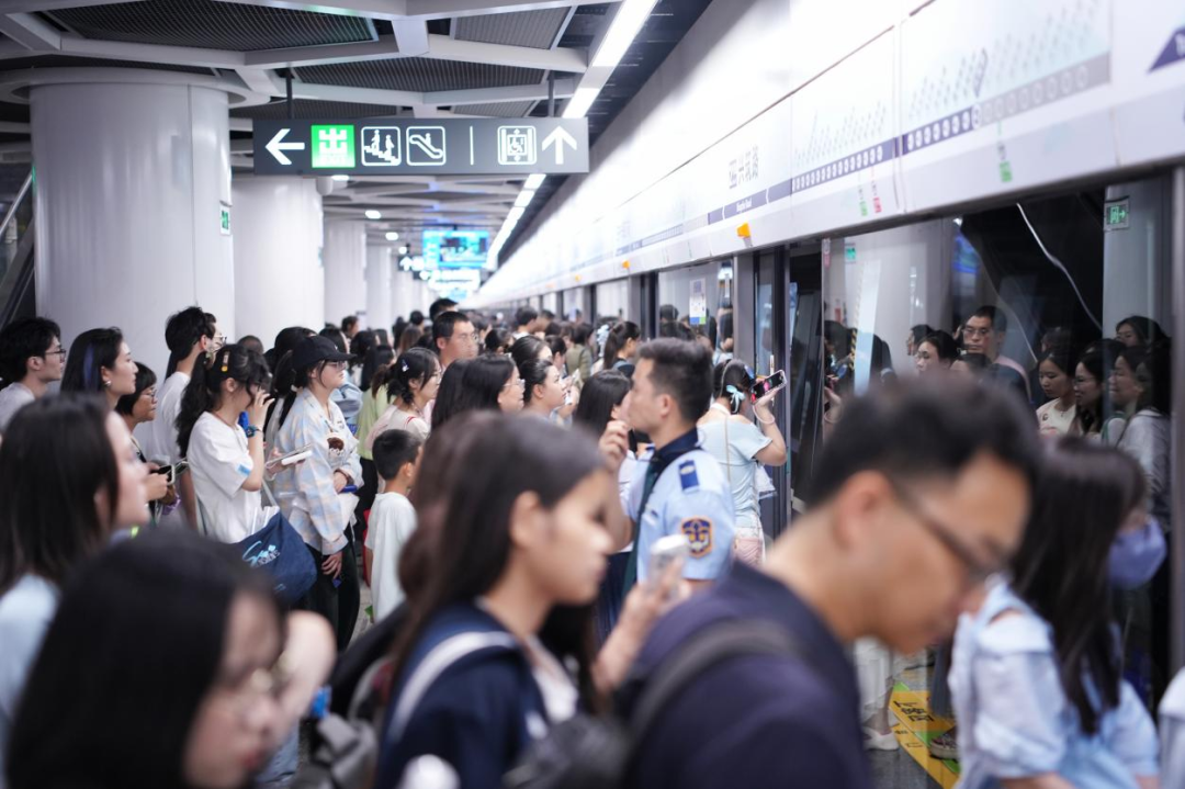 雷霆试训格雷夫斯备战选秀