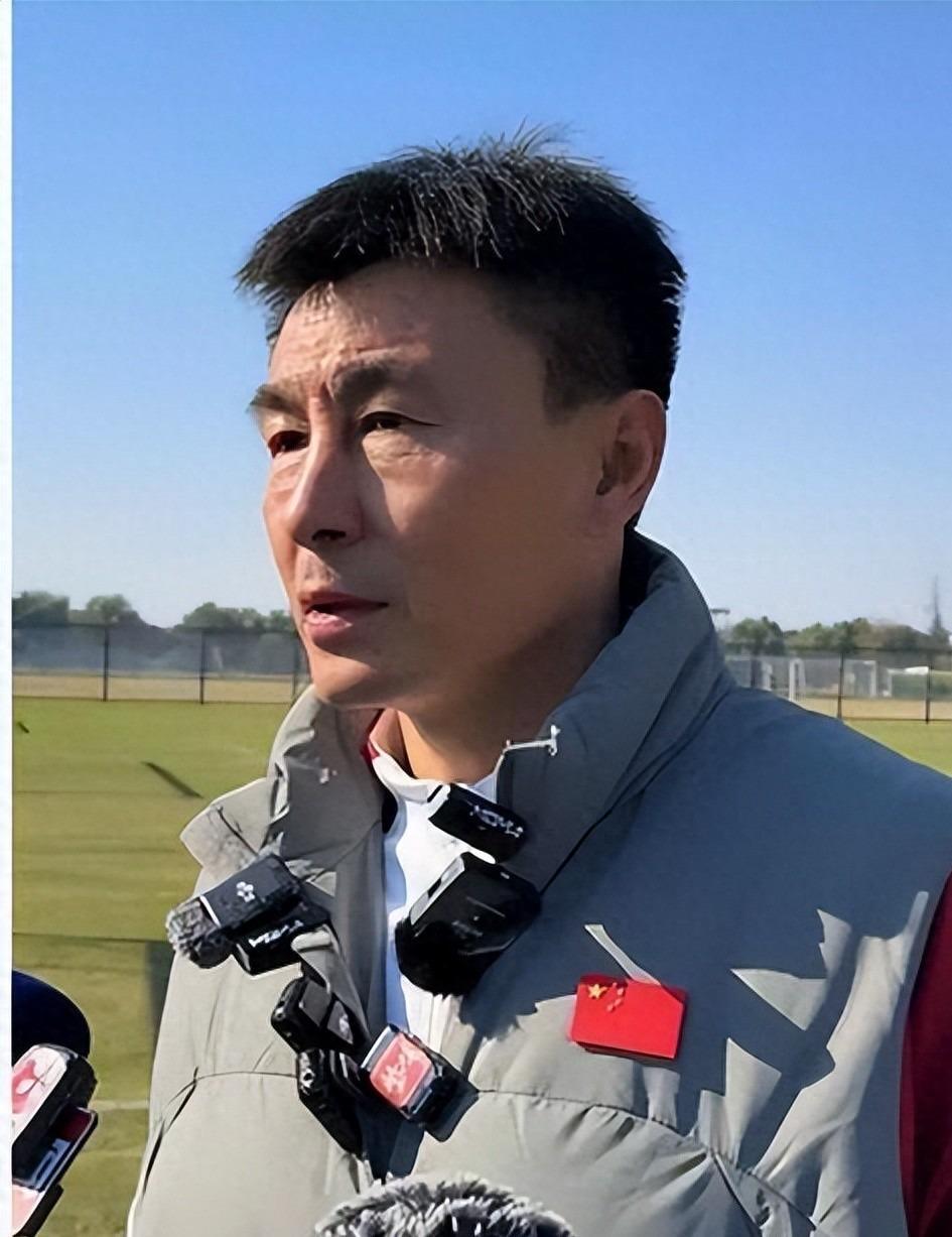 超早期NBA实力榜:马刺领跑,雷霆紧随其后