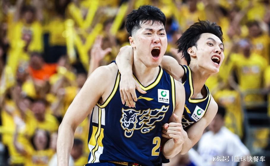 加盟尼克斯!直接宣布退役!生涯第二次错过总冠军
