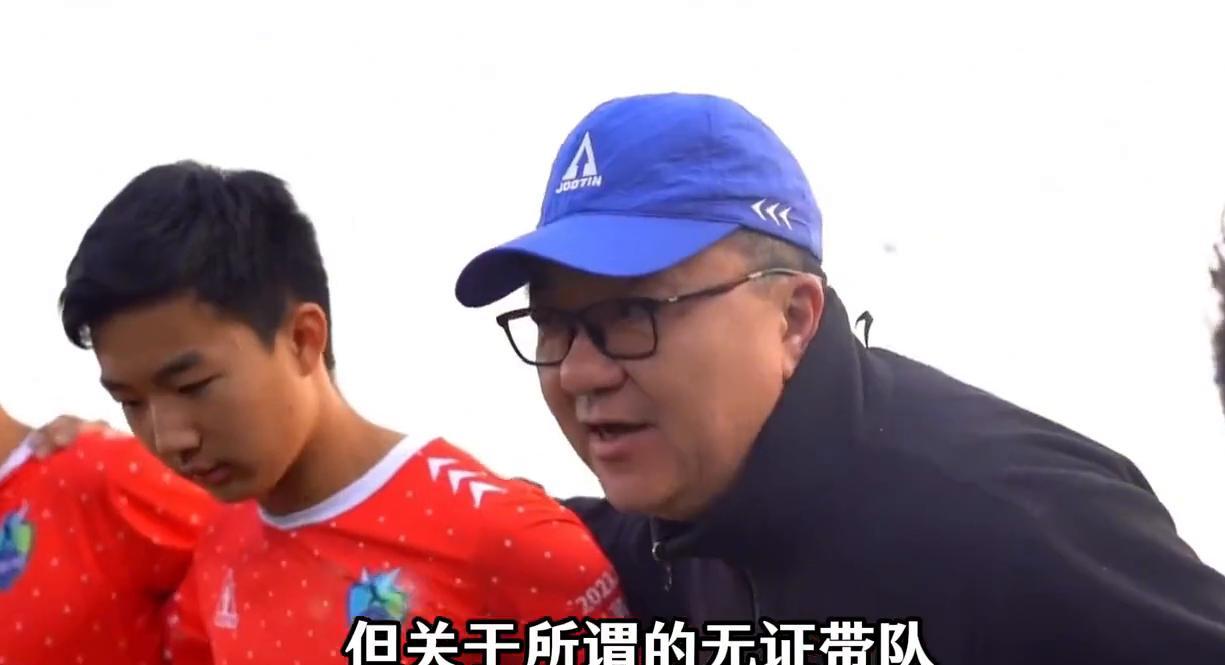 罗马诺：纽卡接近签下阿贾克斯18岁中场斯图尔，总价超2500万欧