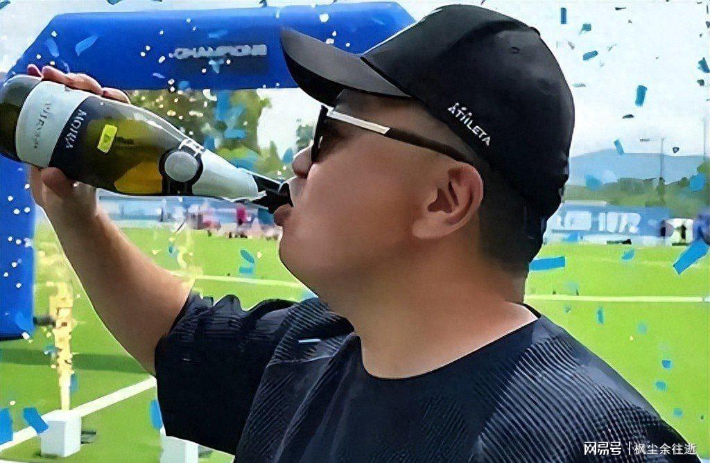评论员批罗德里表现:我们都爱他,但现在他已不是那个罗德里