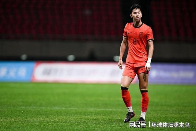 拒绝皇马邀约!24岁格瓦迪奥尔续约曼城,留守至2031年!