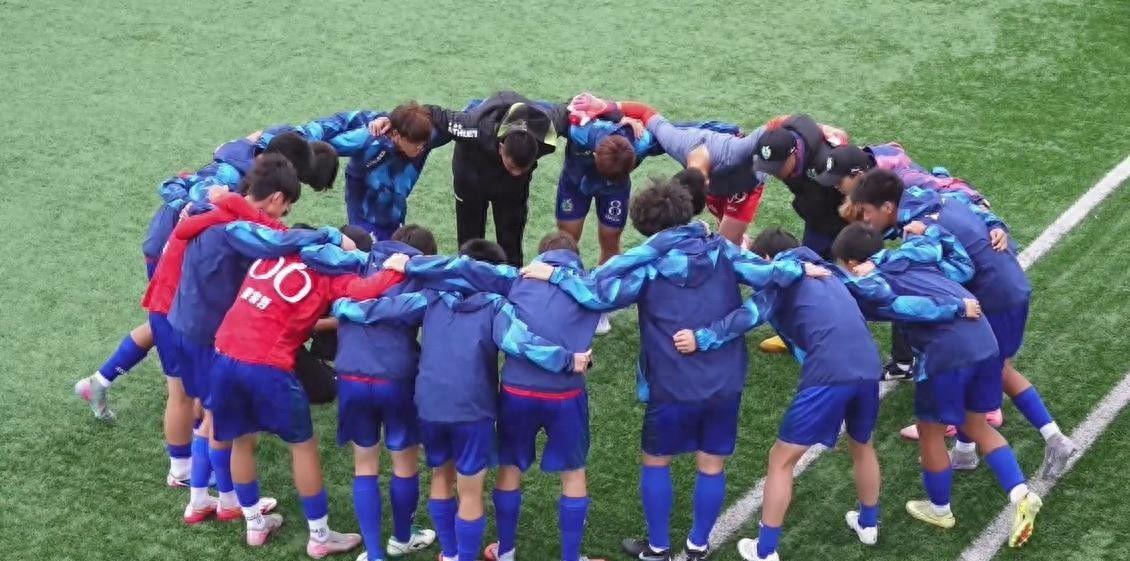 德国门将诺伊尔创纪录:参加5届世界杯,追平马特乌斯