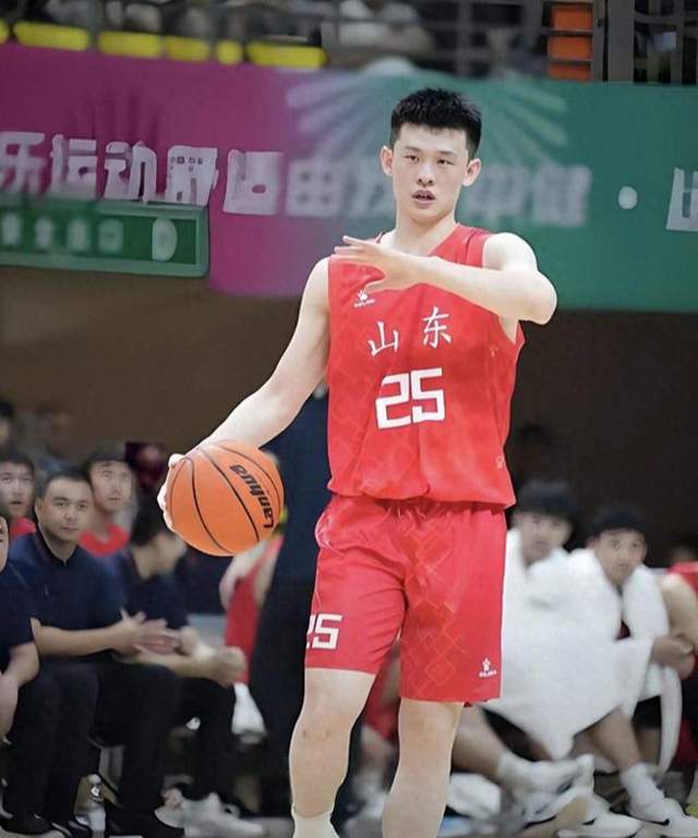 尼科:我很享受在曼城的时光,但我希望能够获得更多出场机会